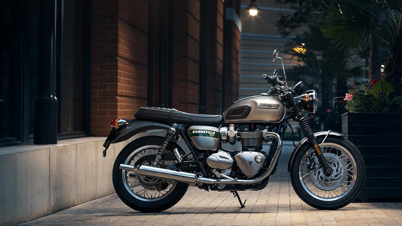 Triumph bonneville t120 mpg hot sale
